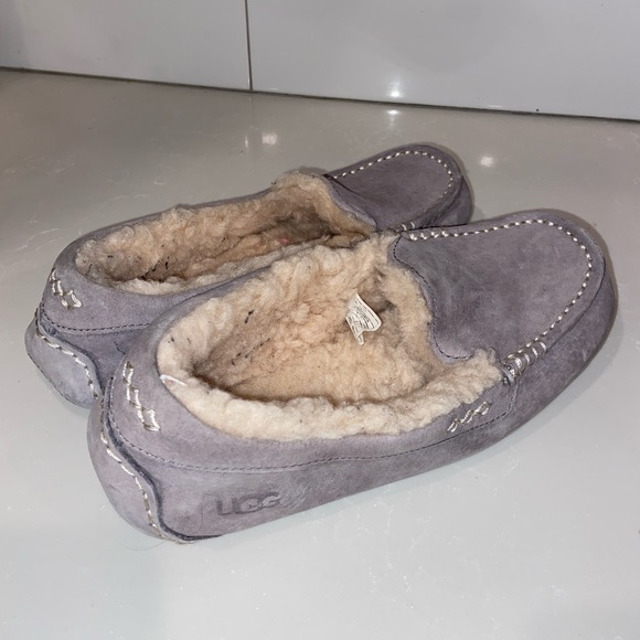 UGG Gray Ansley Slipper - Picture 10 of 11
